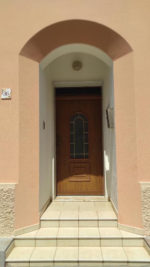 Casa Trifo Daire Tiggiano Dış mekan fotoğraf